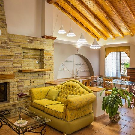 B&B Cortile Aurora Бронте Екстер'єр фото