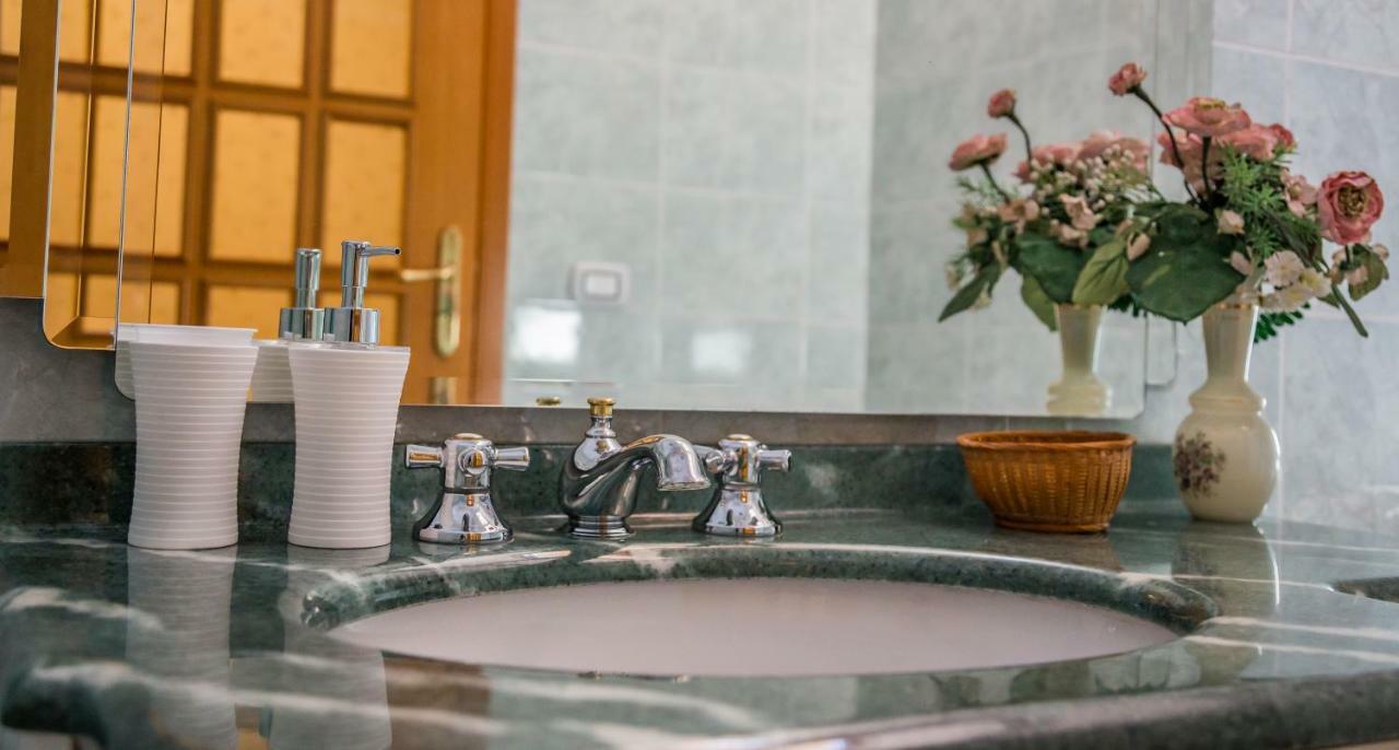 B&B Cortile Aurora Бронте Екстер'єр фото