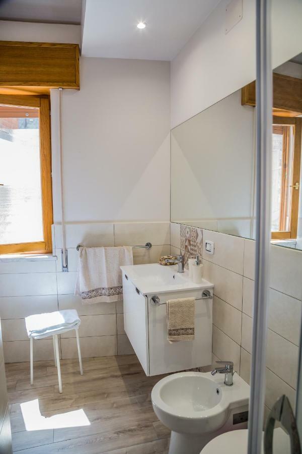 B&B Cortile Aurora Бронте Екстер'єр фото