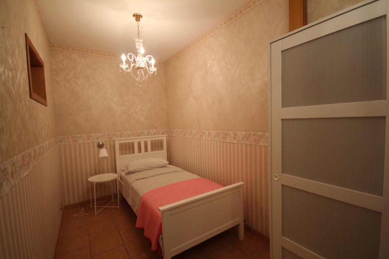 B&B Cortile Aurora Бронте Екстер'єр фото