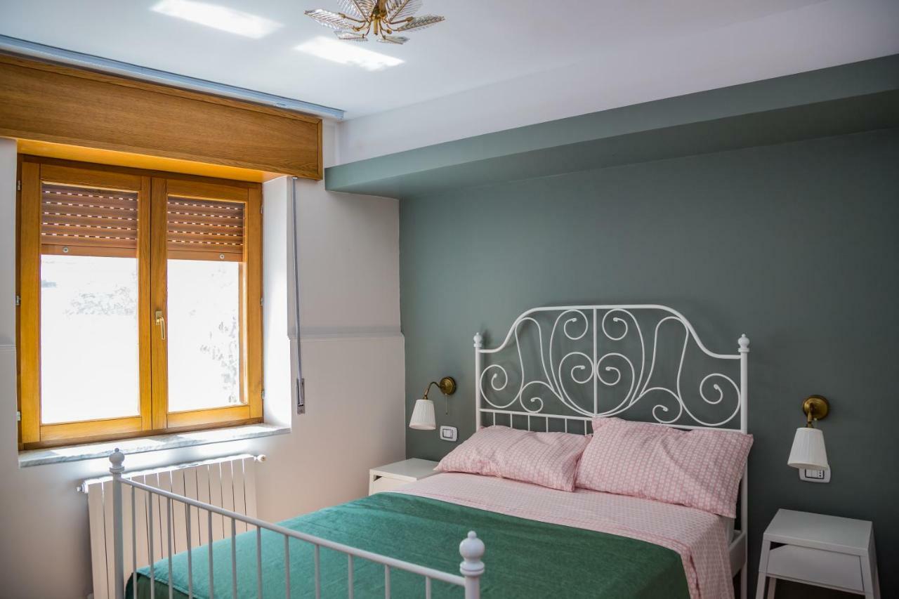 B&B Cortile Aurora Бронте Екстер'єр фото