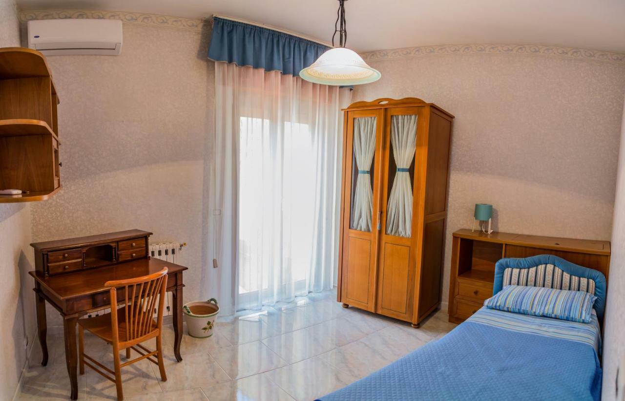 B&B Cortile Aurora Бронте Екстер'єр фото