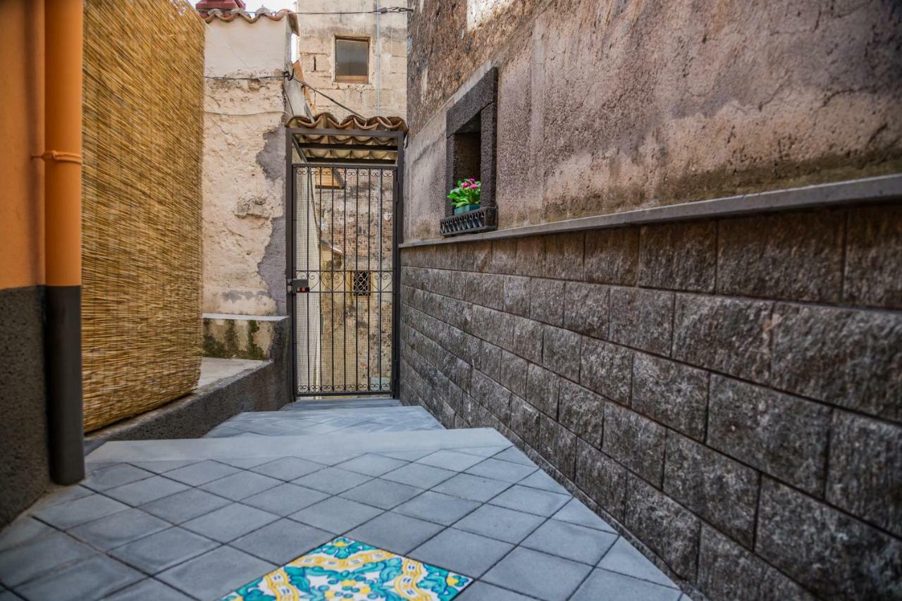 B&B Cortile Aurora Бронте Екстер'єр фото